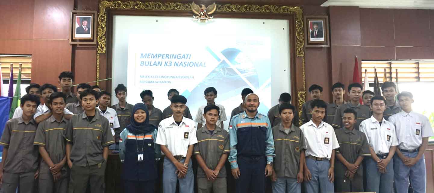 WIKAIKON Sosialisasikan Keselamatan dan Kesehatan Kerja (K3) di SMK 1 Seyegan Yogyakarta